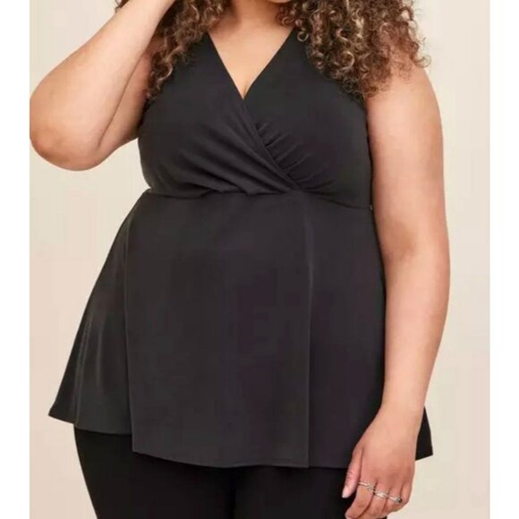 Torrid Black Surplice Neckline V Neck Sleeveless Modal Tunic Top Size 2X EUC - Picture 1 of 7